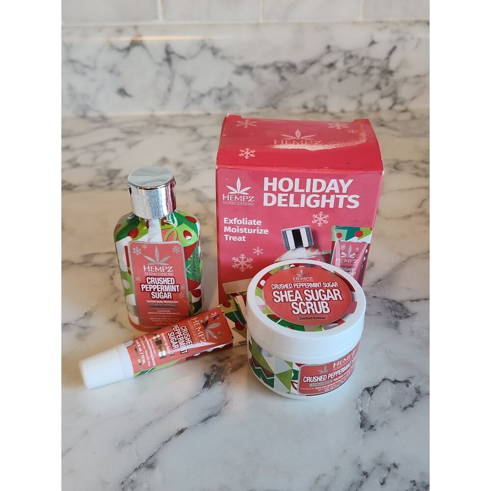 Holiday Delights Crushed Peppermint Sugar Exfoliate & Moisturize Treat Set